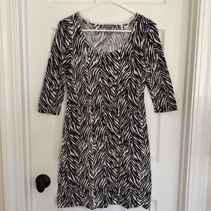 Ann Taylor Zebra Print Sweater Dress xsp 3/4 length sleeves